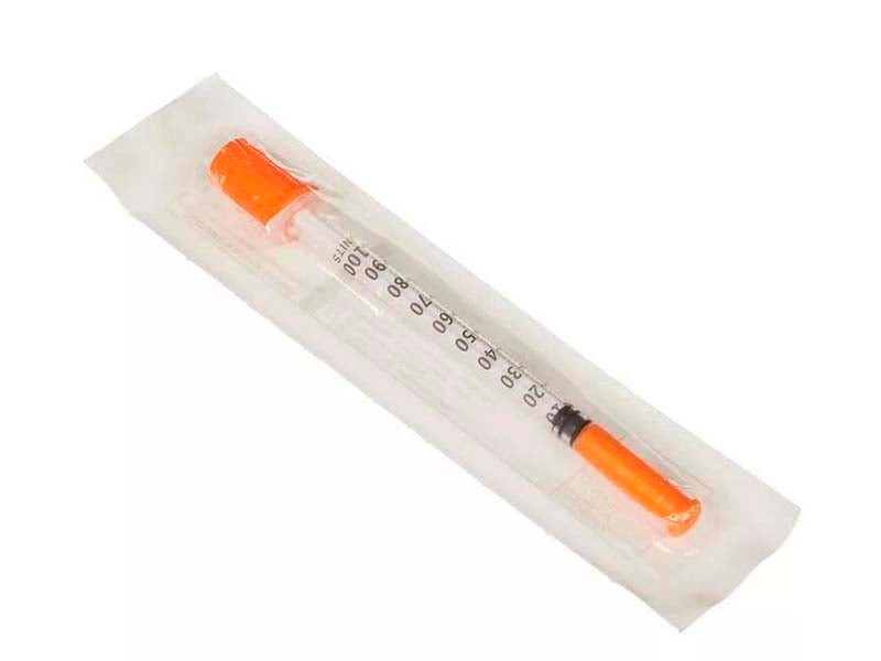 Seringa pt insulina 100 U 30Gx8mm 1ml cu ac nedetasabil latex free
